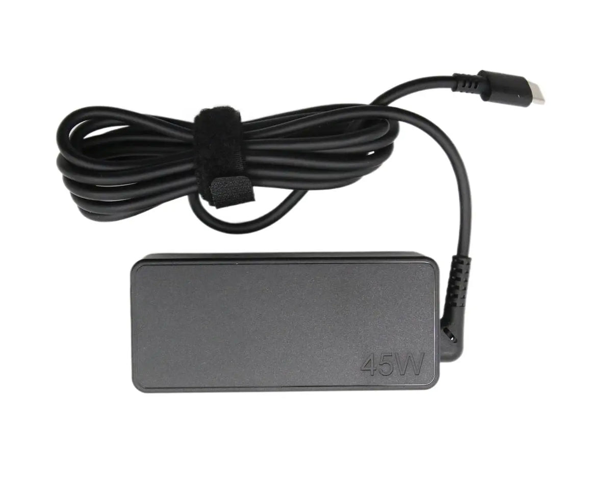 Photo illustrative d'un chargeur comparable ADLENOVO45W-TC ; vérifier le connecteur avant achat