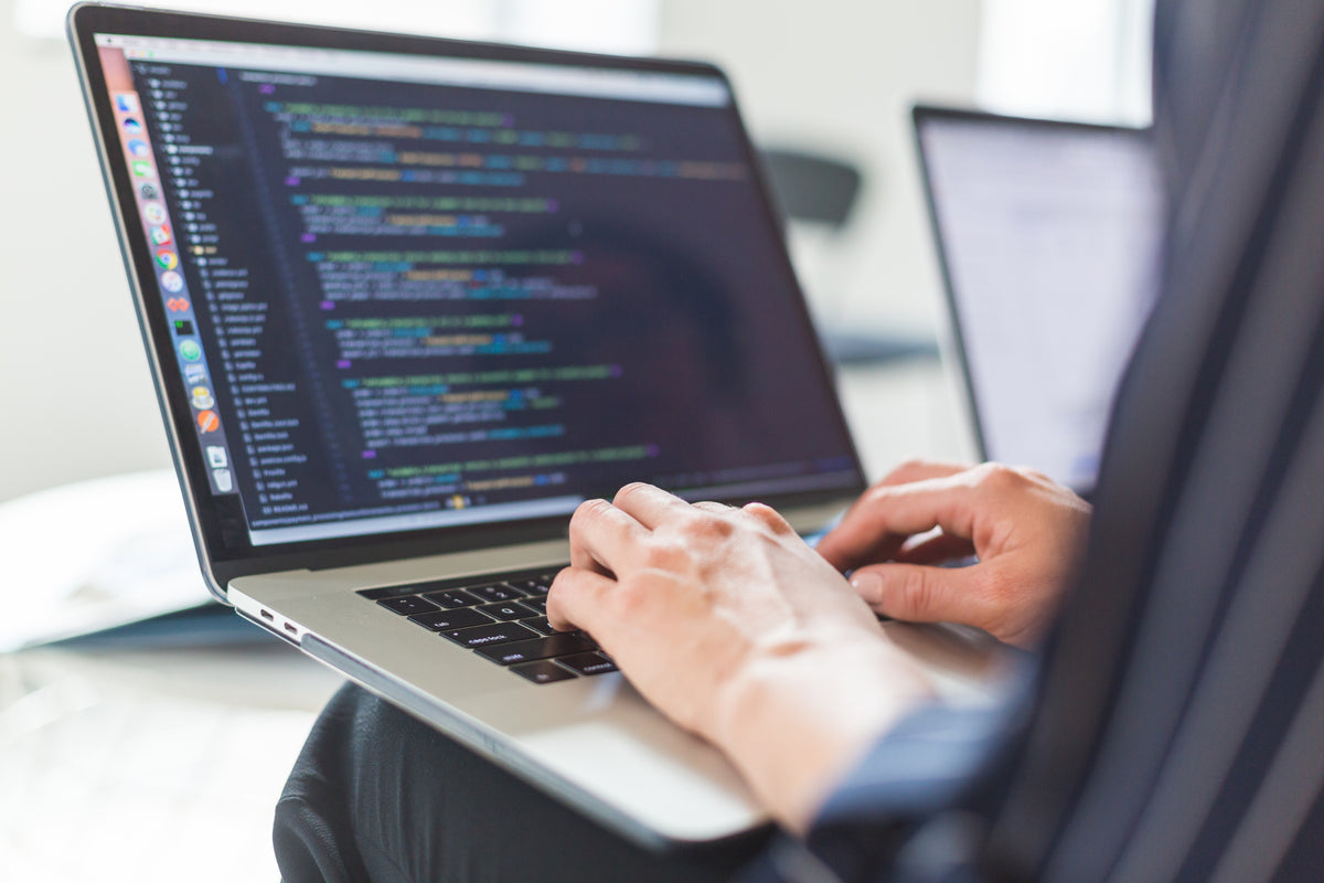 Espace de travail informatique et services numériques pour les entreprises